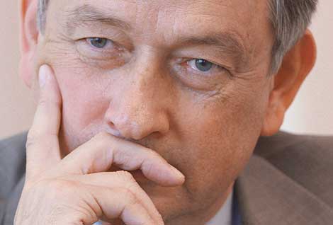 Slovenski predsednik je v New Delhiju tudi izpostavil velik pomen tega, da vrh o trajnostnem razvoju poteka v zacetku leta 2010. (Foto - Irena Herak)
